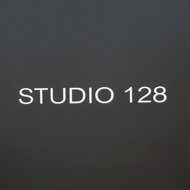 STUDIO 128